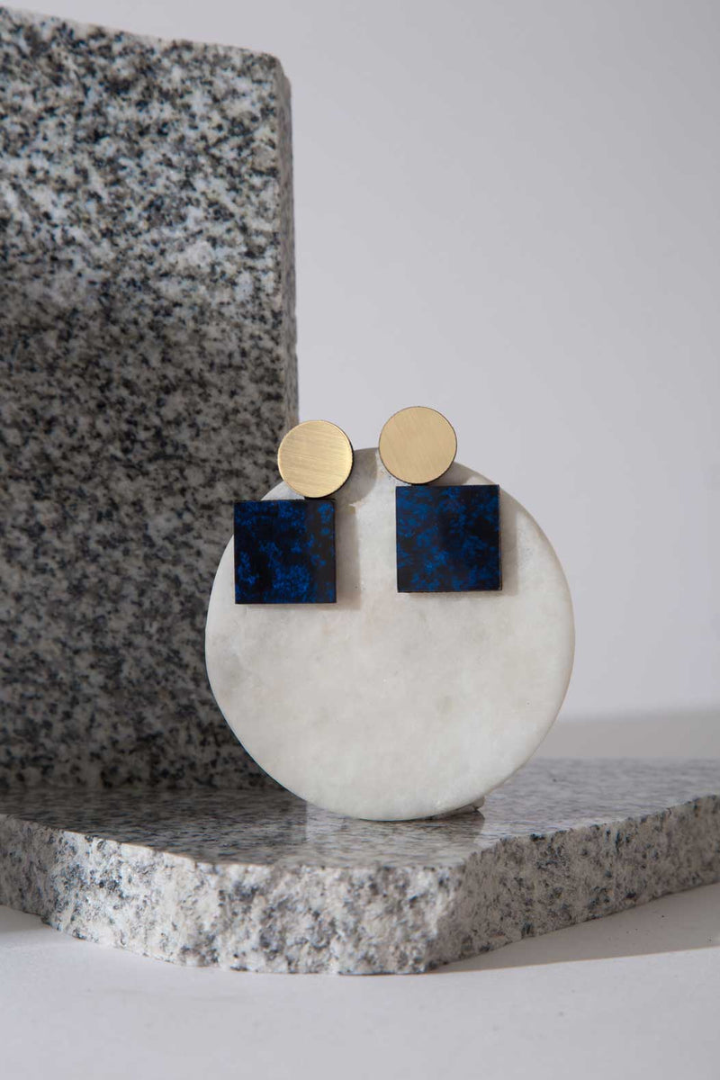 Pendientes Kaia - Círculo/Cuadrado - Oro & Azul mármol