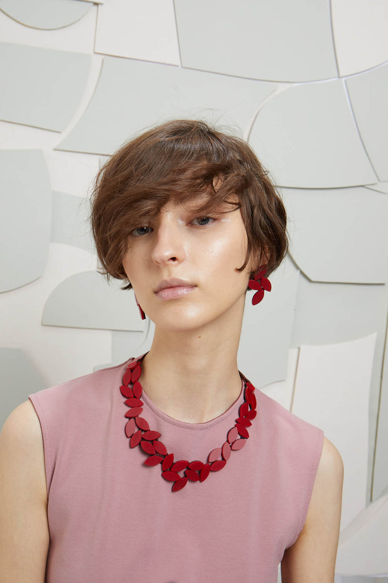 Kate Leaves Earrings Medium - Red *