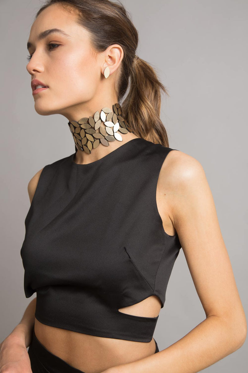 Kate Leaves Choker Asymmetric
