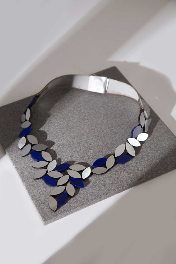 Kate Leaves V Necklace - Silver&Blue