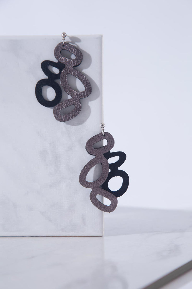 Mar Coral Earrings Small in Pewter & Black