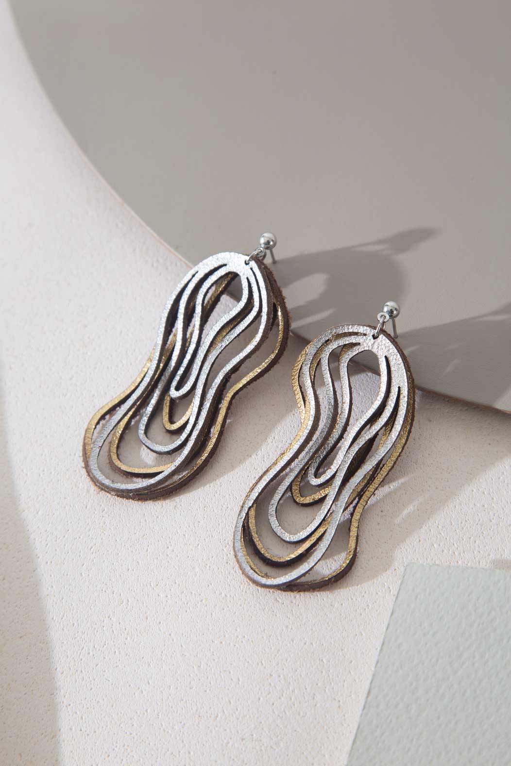 Curves Duo Earrings - Small - Silver/Gold
