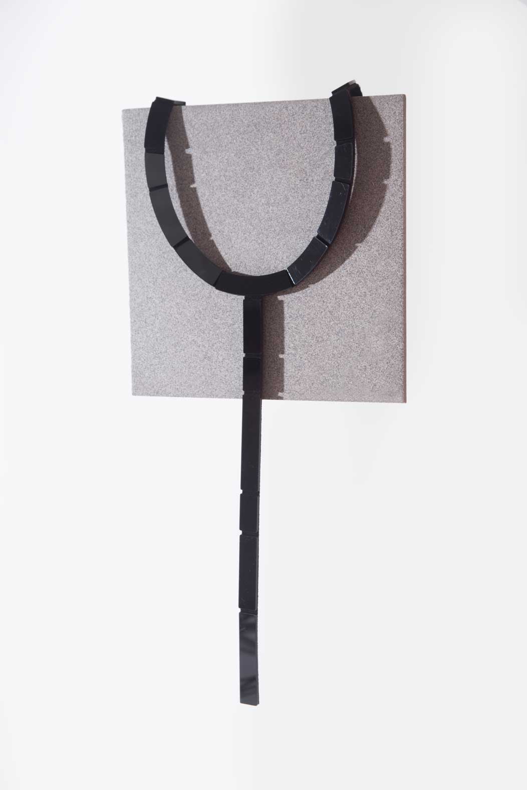 Mies Halskette Y - Schwarz