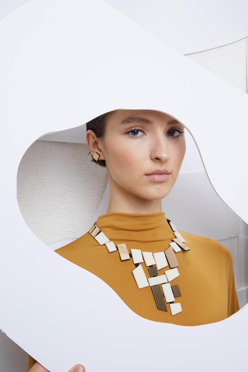 Pré-commander! Collier Bauhaus V