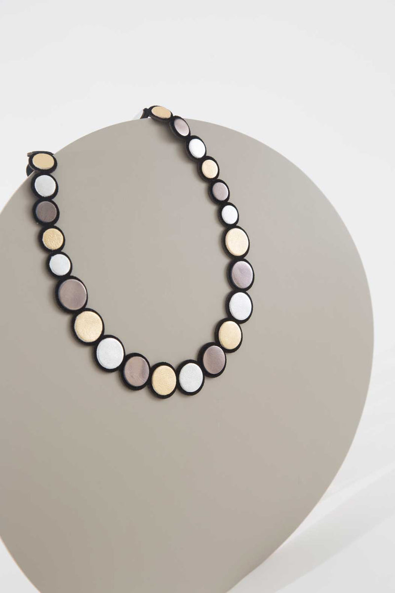 Collier Rainbow- Édition limitée: couleurs métalliques